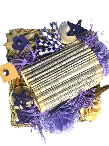 Book bird toy with seagrass mat