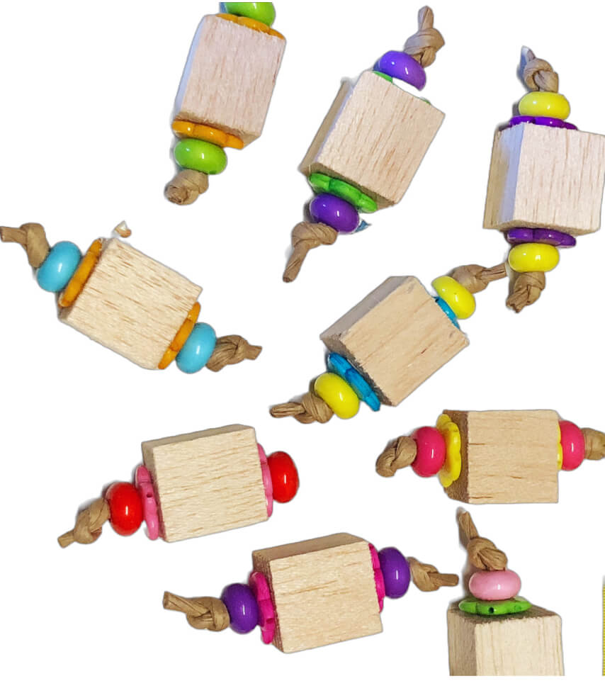 mini balsa wood foot toys with flower beads