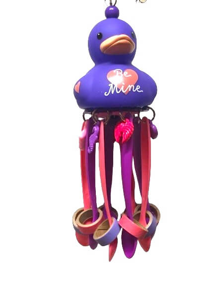 valentine duck toy with spoons