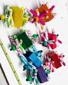 Balsa colorful bird foot toys