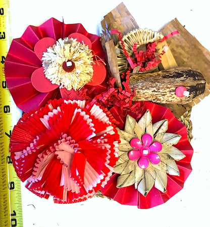 red small seagrass mat foraging bird toy for parrots 
